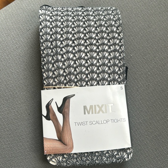 NWT Mixit Twist Scallop Tight - Black Grey Color - Picture 1 of 3